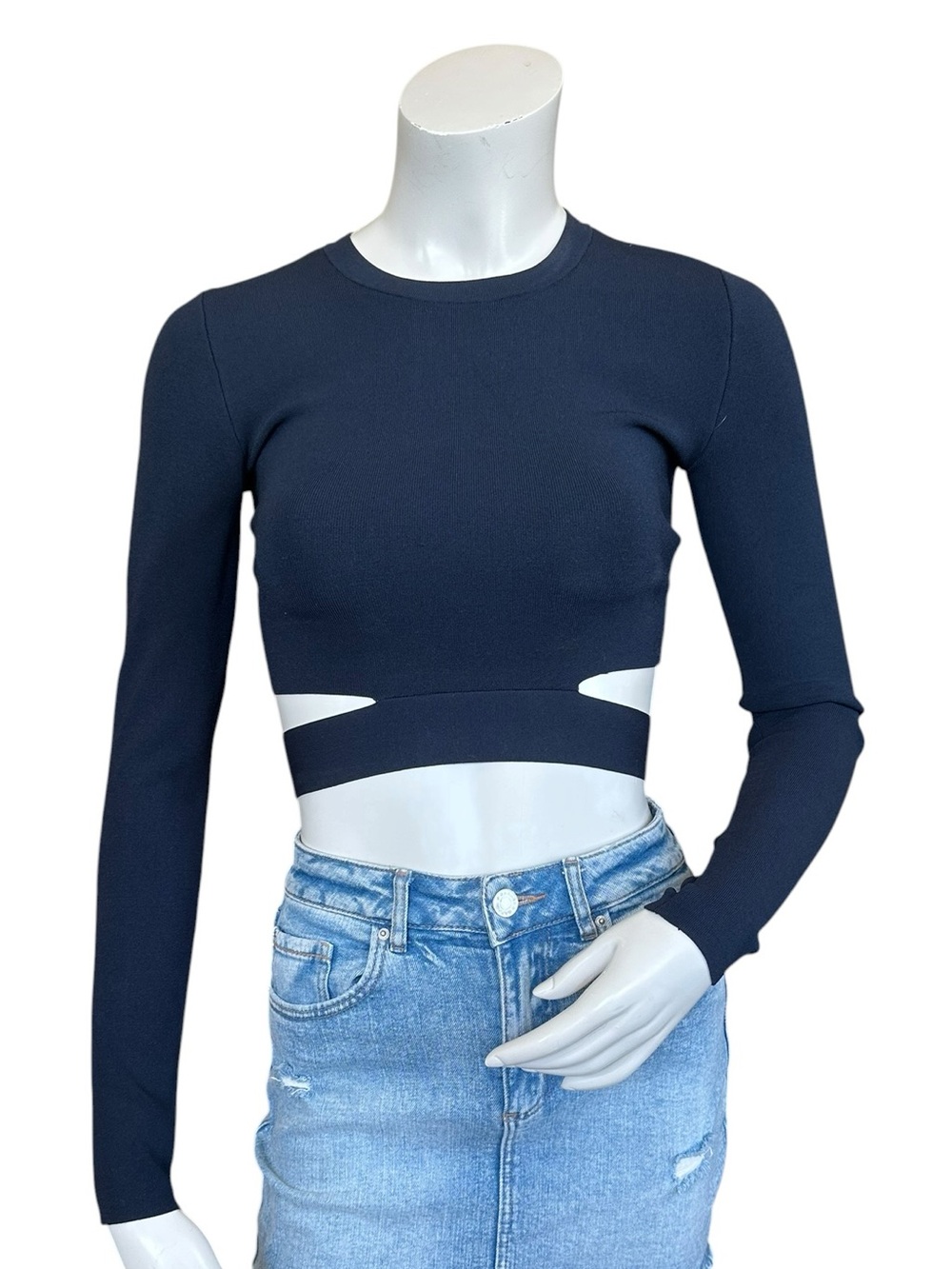 Ten by Babaton Navy Blue Retrospect Cut Out Long Sleeve Cropped Blouse Size XS